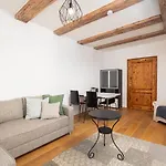 Am Lindenbaum Apartmán *